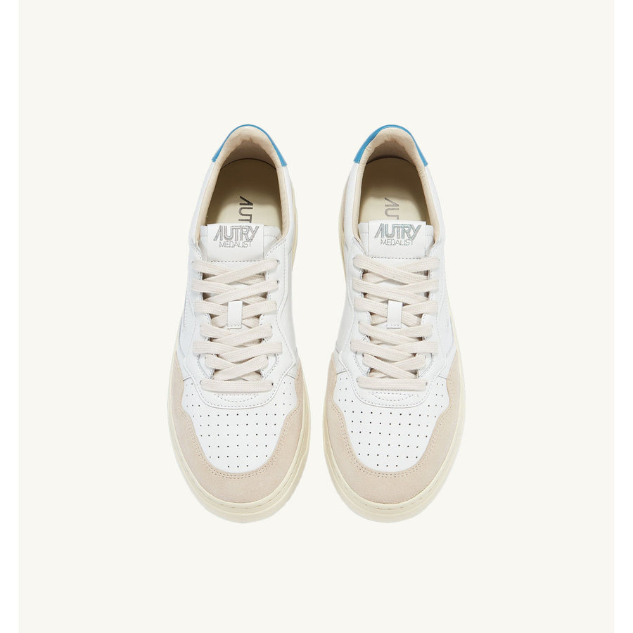 MEDALIST LOW SNEAKERS IN SUEDE AND LEATHER COLOR WHITE AND AZURE