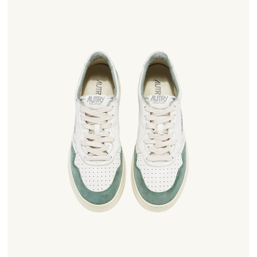 MEDALIST LOW SNEAKERS IN WHITE GOATSKIN AND HUNTER GREEN SUEDE