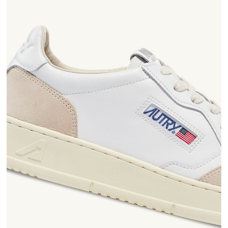 MEDALIST LOW SNEAKERS IN SUEDE AND LEATHER WHITE
