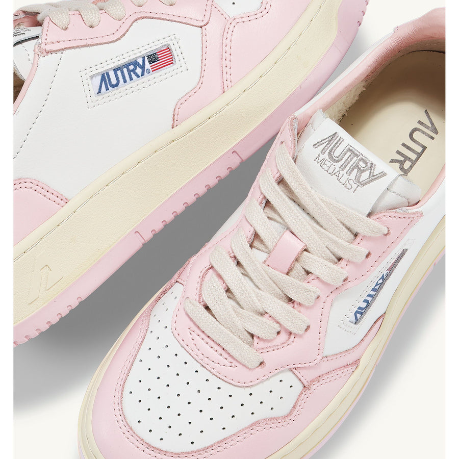 MEDALIST LOW BI-COLOR SNEAKERS IN WHITE AND PINK LEATHER