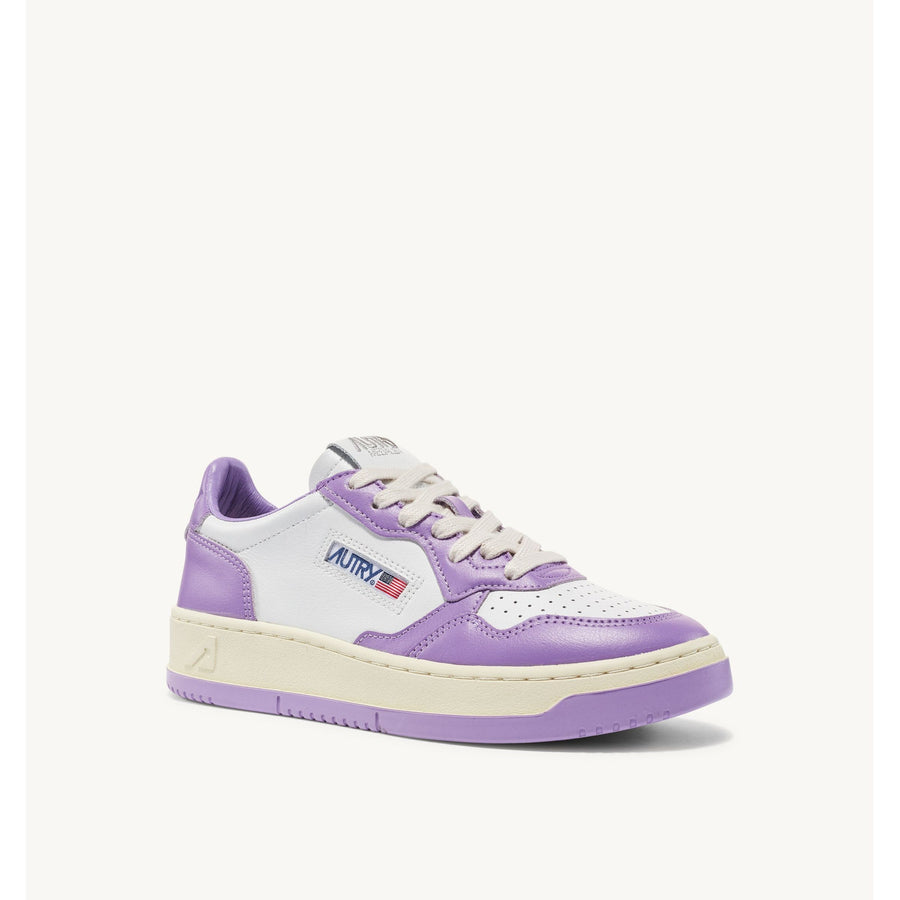 MEDALIST LOW SNEAKERS IN LEATHER COLOR WHITE AND LILAC