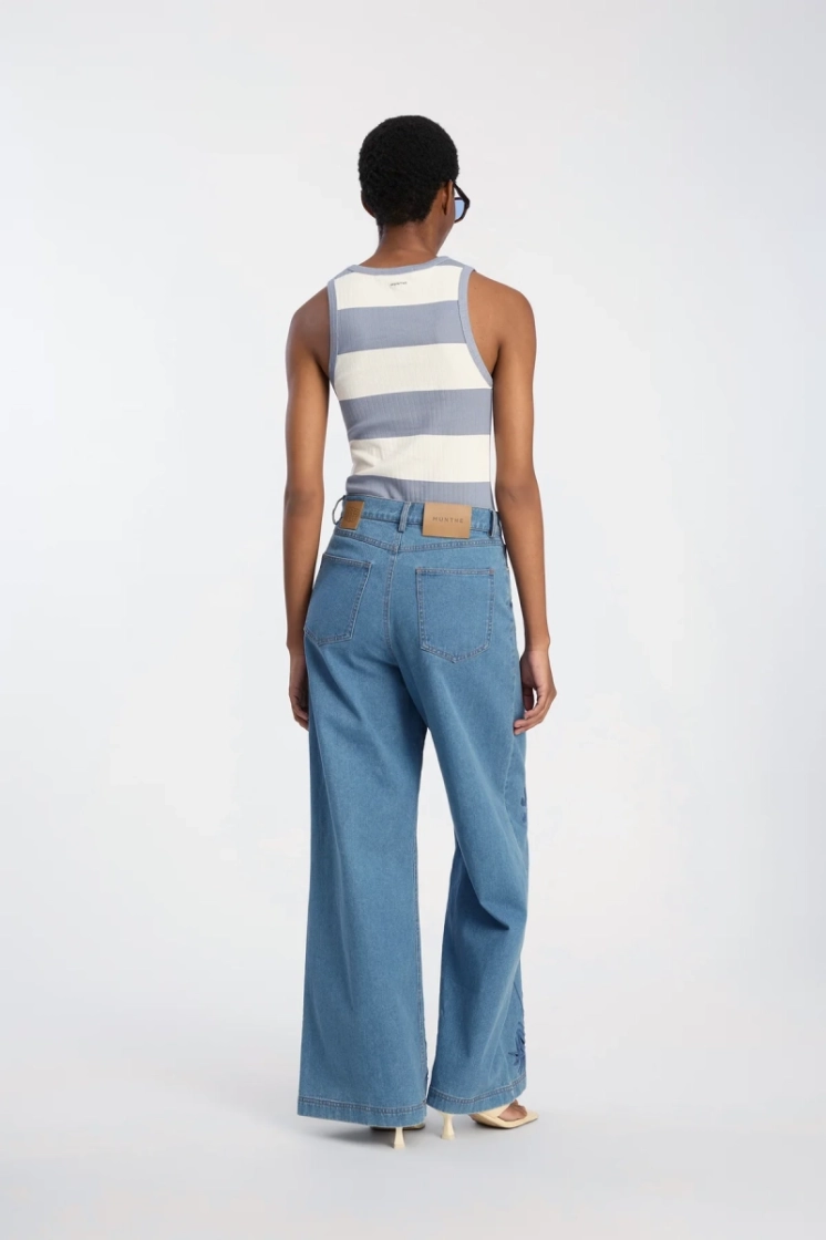  36 BLUE