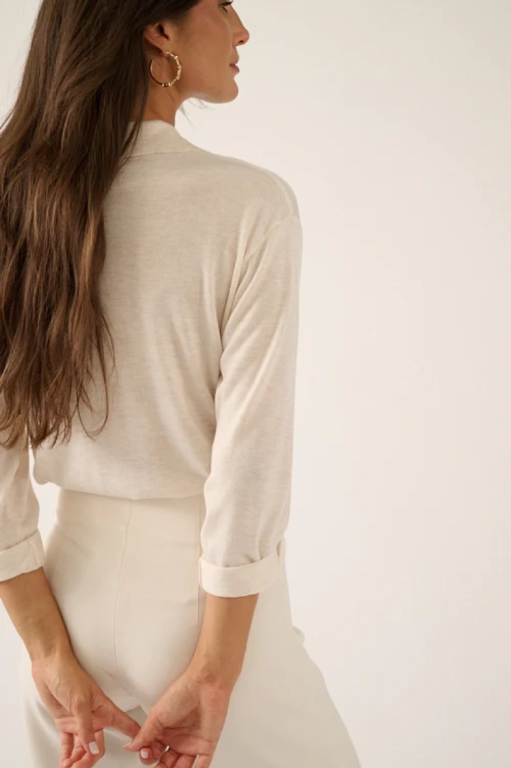  77 IVORY