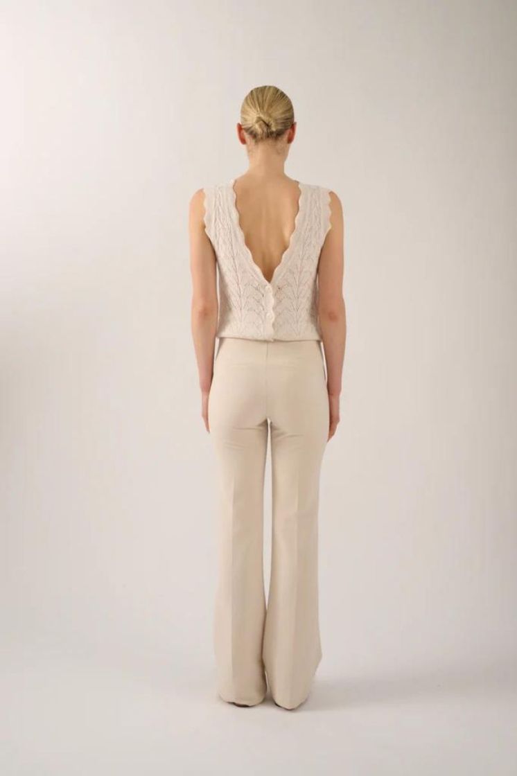  77 IVORY