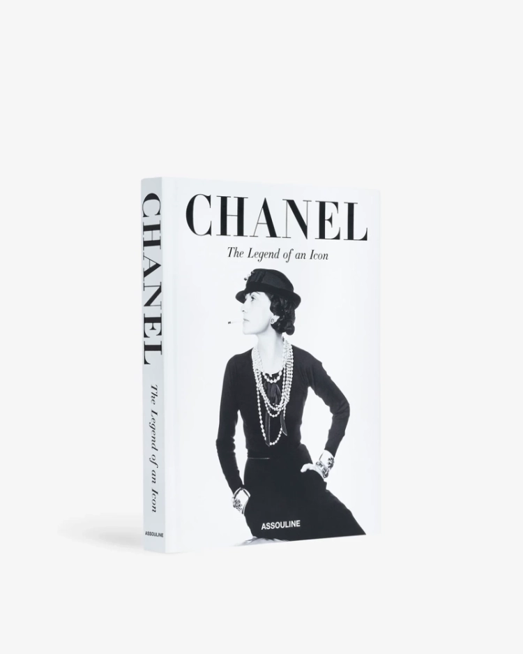  CHANEL