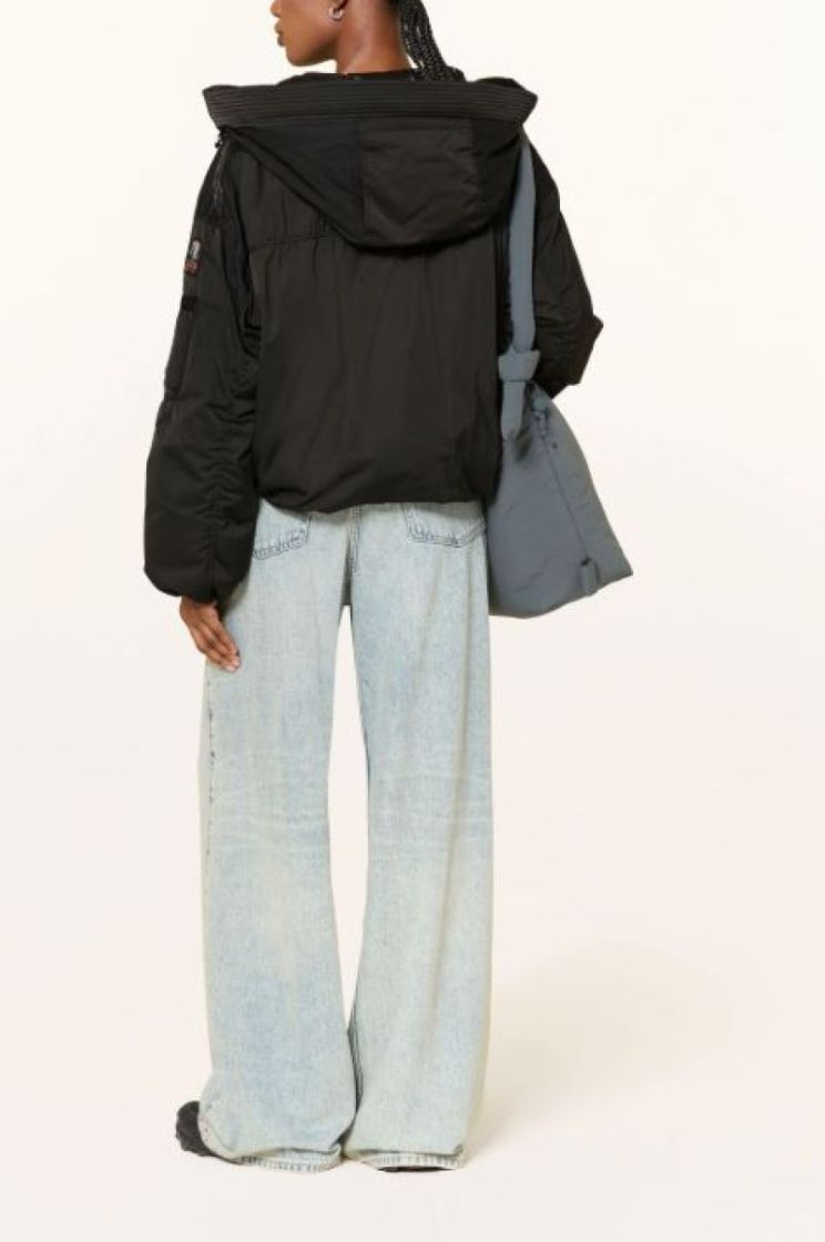  0541 BLACK