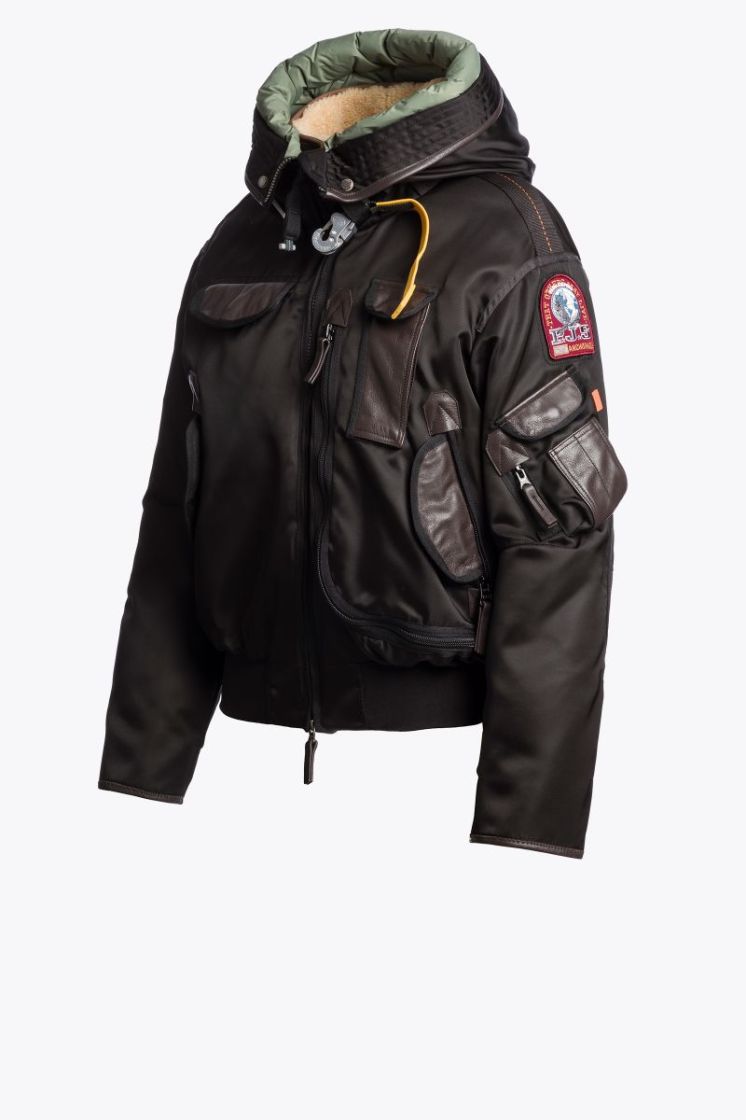 0541 BLACK