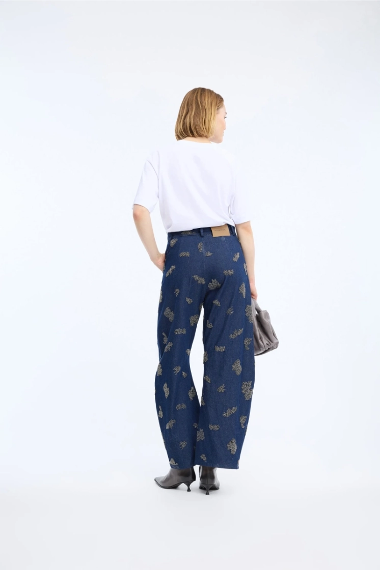  46 NAVY