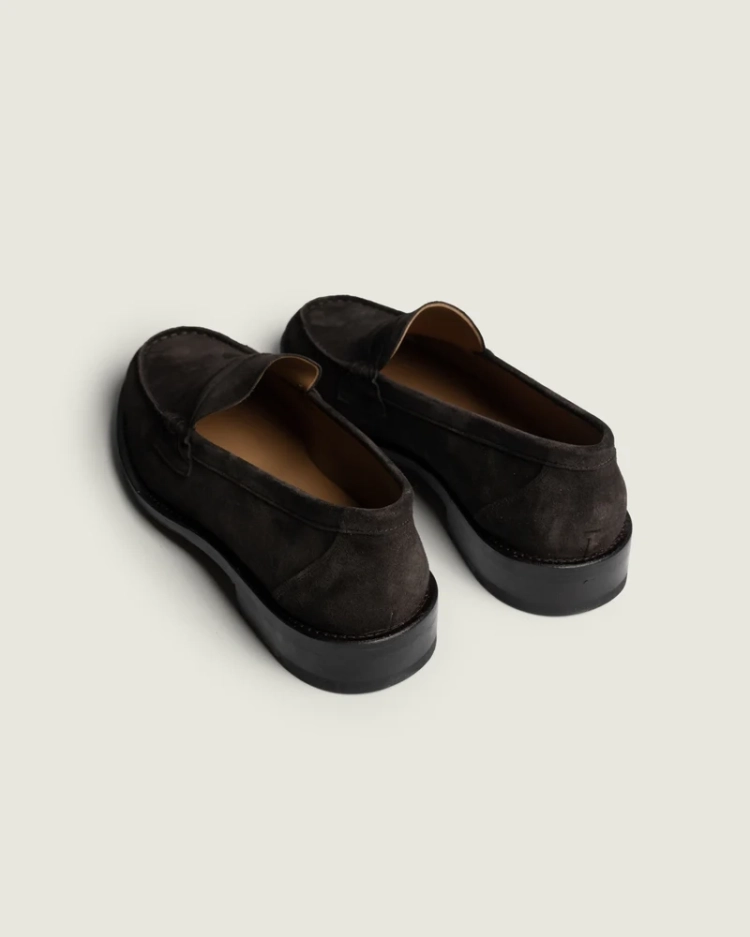  201 DARK BROWN